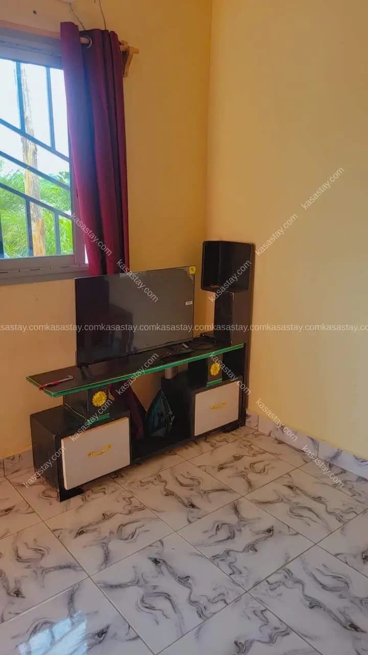 Studio à Kribi-Mpangou Derrière Le Délégué, 1 chambre — photo 3 sur 8