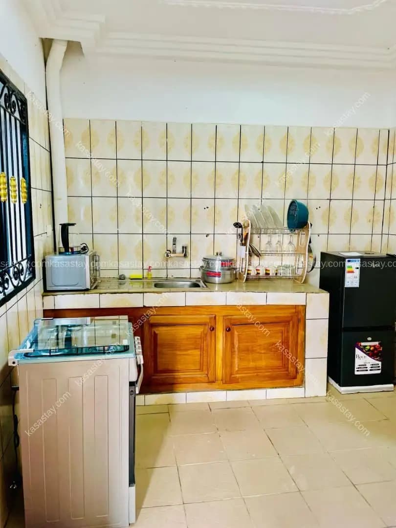 Appartement à Nkolfoulou, 2 chambres — photo 4 sur 17