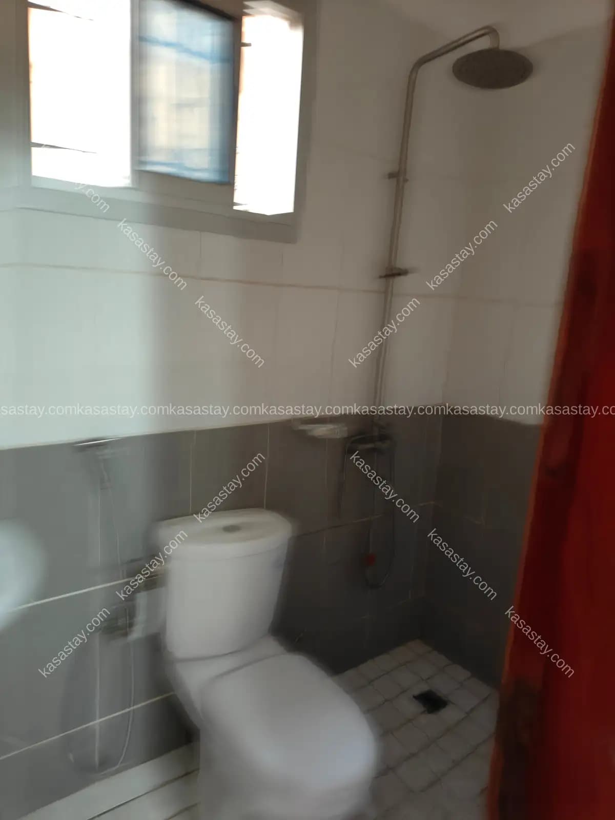 Rooms à Rail ngousso, 1 chambre — photo 4 sur 9
