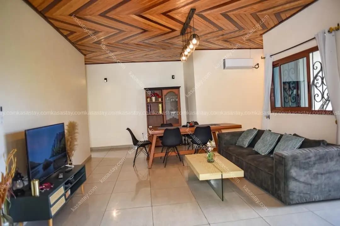 Appartement à MPANGOU APPART bsr, 2 chambres — photo 2 sur 9