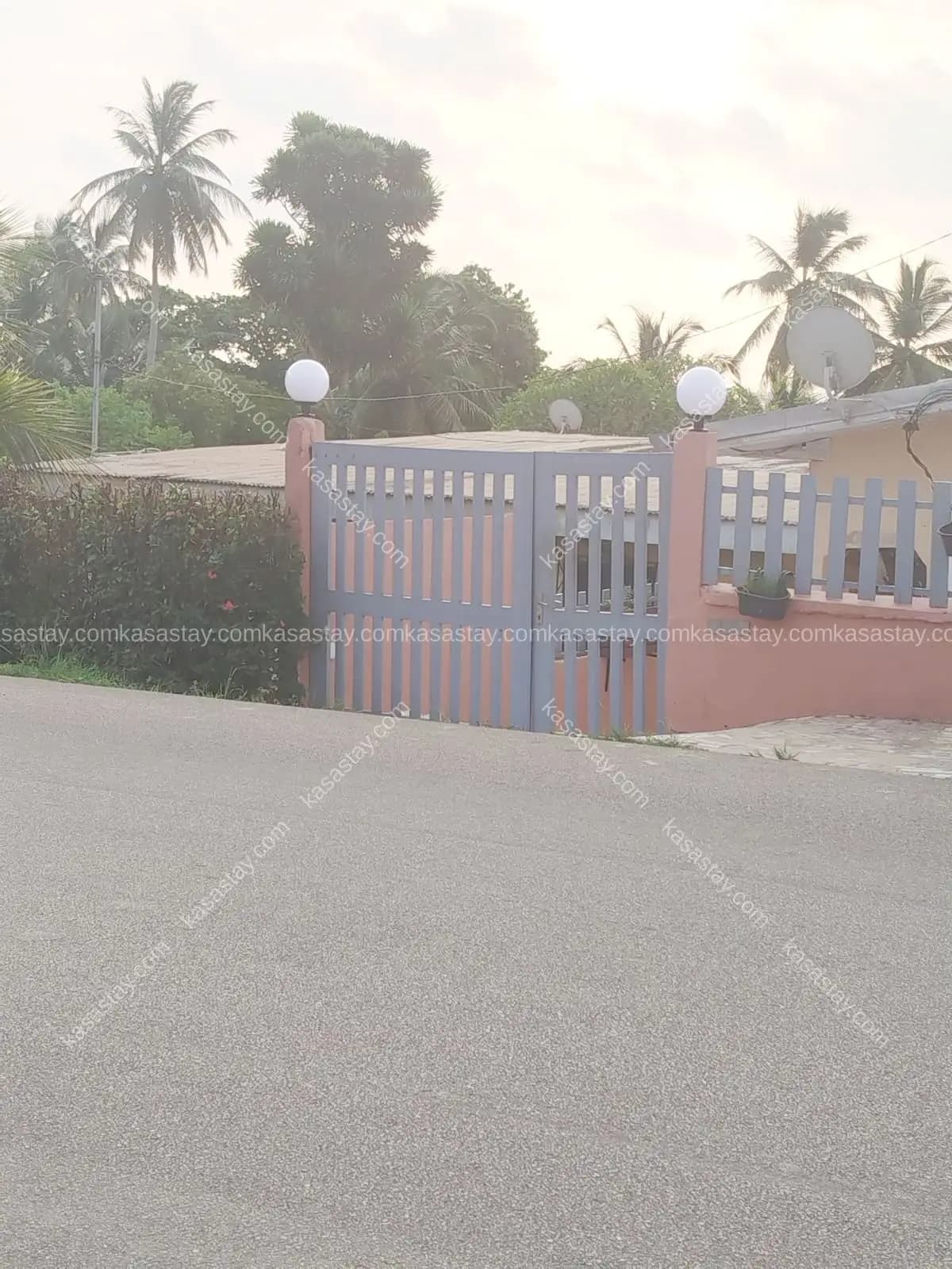 Studio à N7, Kribi, 1 chambre — photo 2 sur 19