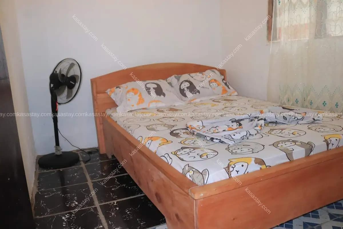Maison à School De Dombè, Kribi, 3 chambres — photo 3 sur 10