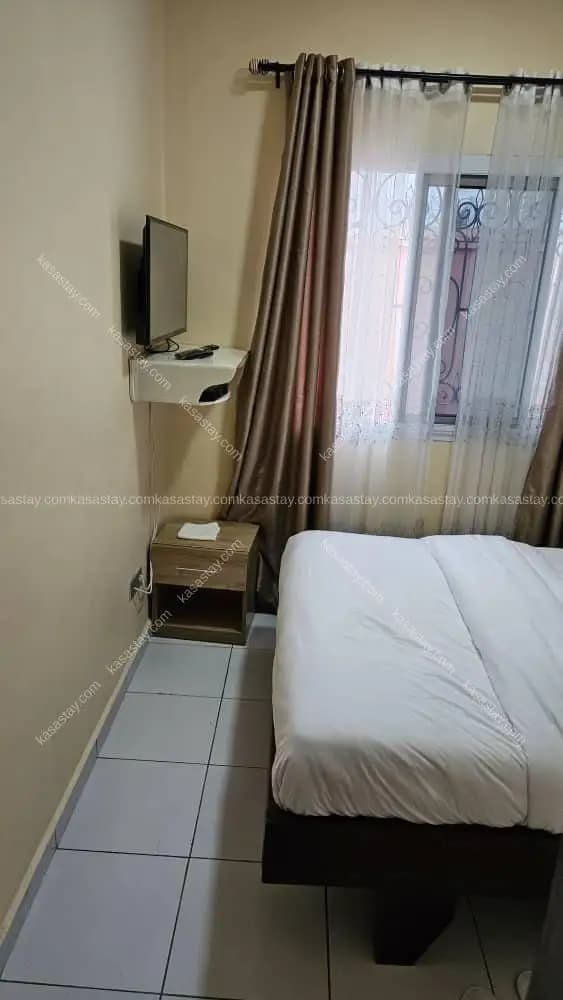 Studio à Dovv Simbock, Yaoundé, 1 chambre — photo 5 sur 11