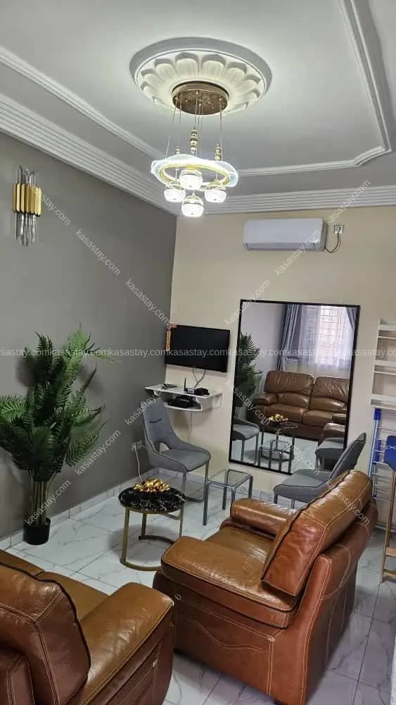 Studio à Dovv Simbock, Yaoundé, 1 chambre