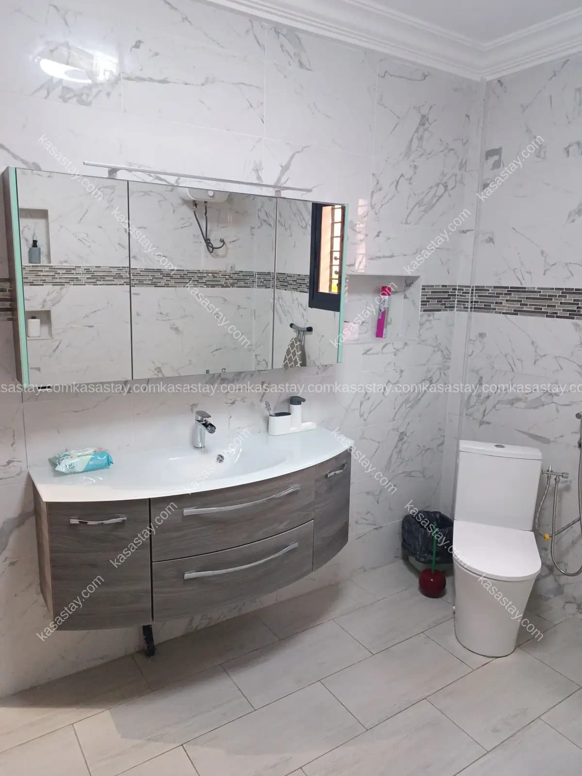 Studio à Nziou, Kribi, 1 chambre